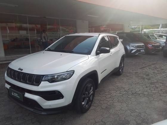JEEP COMPASS 1.3 T270 TURBO FLEX LONGITUDE AT6